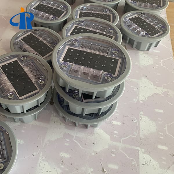 <h3>Double Side Solar Powered Road Studs Supplier In UAE-RUICHEN </h3>
